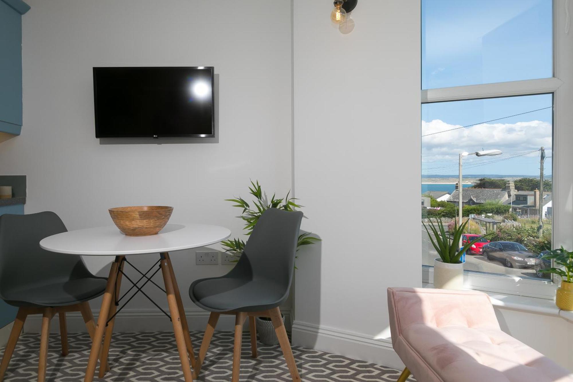 Seabreeze 3 - Seaview & Parking Lägenhet St Ives Exteriör bild